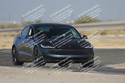 media/Sep-20-2025-Extreme Speed (Sat) [[1fcc23683c]]/Orange (Mid Intermediate)/Session 1 (Sunset)/